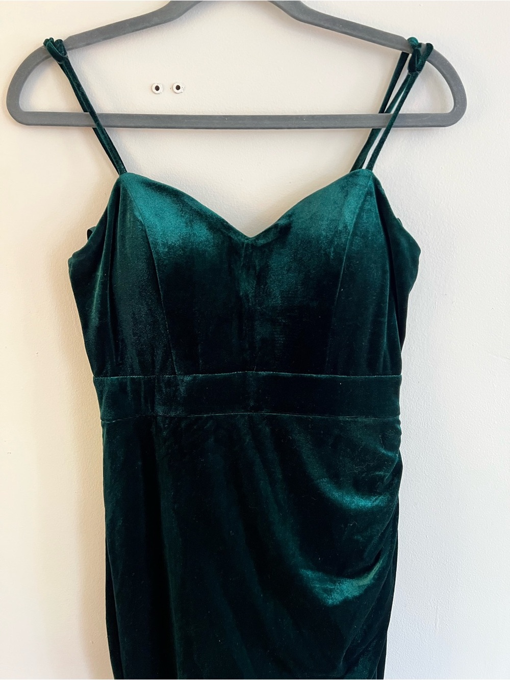 Velvet Emerald Green Spaghetti Strap Dress